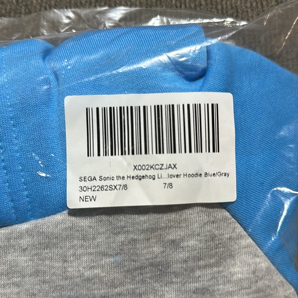 SEGA Sonic the Hedgehog Pullover Hoodie - Picture 5 of 5